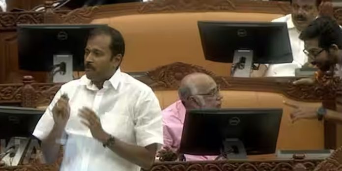 മരുന്ന് ക്ഷാമത്തിൽ നിയമസഭയിൽ ബഹളം ; മരുന്ന് ഉണ്ടെന്ന് ഉറപ്പാക്കുന്നുണ്ടെന്ന് വീണ ജോർജ് മരുന്ന് ക്ഷാമത്തിൽ നിയമസഭയിൽ ബഹളം ; മരുന്ന് ഉണ്ടെന്ന് ഉറപ്പാക്കുന്നുണ്ടെന്ന് വീണ ജോർജ്