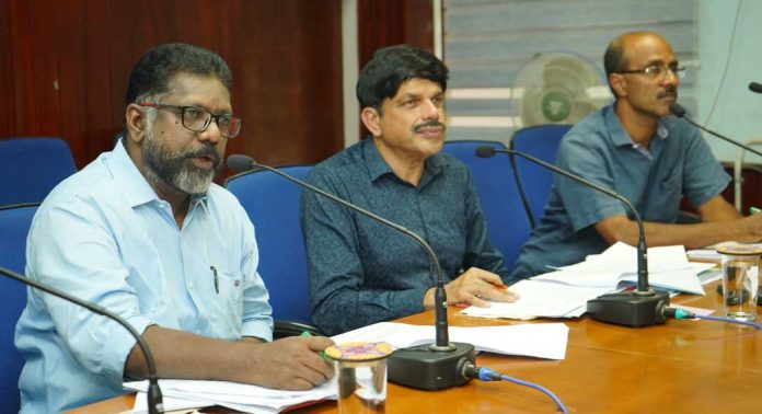 ആസ്തി വികസന ഫണ്ട് : പദ്ധതികള് സമയബന്ധിതമായി പൂര്ത്തീകരിച്ചില്ലെങ്കില് നിയമനടപടി – ഡെപ്യൂട്ടി സ്പീക്കര് ആസ്തി വികസന ഫണ്ട് : പദ്ധതികള് സമയബന്ധിതമായി പൂര്ത്തീകരിച്ചില്ലെങ്കില് നിയമനടപടി – ഡെപ്യൂട്ടി സ്പീക്കര്