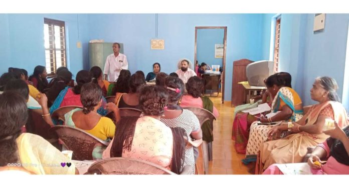 കോഴഞ്ചേരി ഗ്രാമപഞ്ചായത്തിൽ കമ്മ്യൂണിറ്റി വോളന്റിയേഴ്സ് പരിശീലന പരിപാടി നടത്തി കോഴഞ്ചേരി ഗ്രാമപഞ്ചായത്തിൽ കമ്മ്യൂണിറ്റി വോളന്റിയേഴ്സ് പരിശീലന പരിപാടി നടത്തി