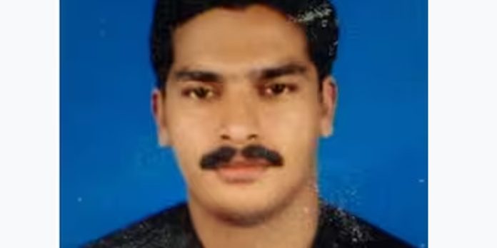 പെയിന്റിംഗ് ജോലിക്കിടെ വീണ് പരിക്കേറ്റയാള് മരിച്ചു പെയിന്റിംഗ് ജോലിക്കിടെ വീണ് പരിക്കേറ്റയാള് മരിച്ചു