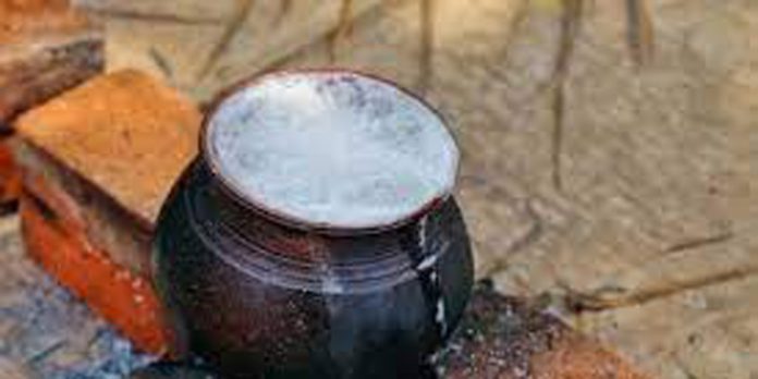 പൊങ്കലിനോട് അനുബന്ധിച്ച് ജനുവരി 17നും തമിഴ്നാട്ടിൽ പൊതു അവധി പ്രഖ്യാപിച്ച് സർക്കാർ പൊങ്കലിനോട് അനുബന്ധിച്ച് ജനുവരി 17നും തമിഴ്നാട്ടിൽ പൊതു അവധി പ്രഖ്യാപിച്ച് സർക്കാർ