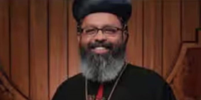 അടൂര് കടമ്പനാട് മെത്രാപ്പൊലീത്തയുടെ ആശ്രമത്തില് അതിക്രമിച്ചുകയറി കൊല്ലുമെന്ന് ഭീഷണി ; നാലു പേര്ക്കെതിരെ കേസ് അടൂര് കടമ്പനാട് മെത്രാപ്പൊലീത്തയുടെ ആശ്രമത്തില് അതിക്രമിച്ചുകയറി കൊല്ലുമെന്ന് ഭീഷണി ; നാലു പേര്ക്കെതിരെ കേസ്