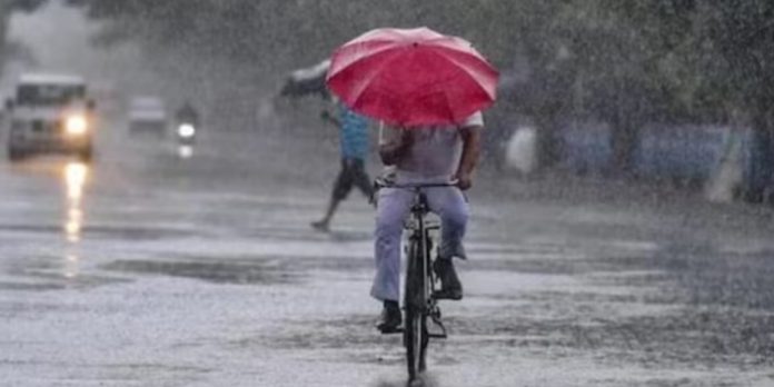 പുതിയ ന്യൂനമർദ്ദം ; വടക്കൻ കേരളത്തിൽ മഴ ശക്തമായേക്കും പുതിയ ന്യൂനമർദ്ദം ; വടക്കൻ കേരളത്തിൽ മഴ ശക്തമായേക്കും