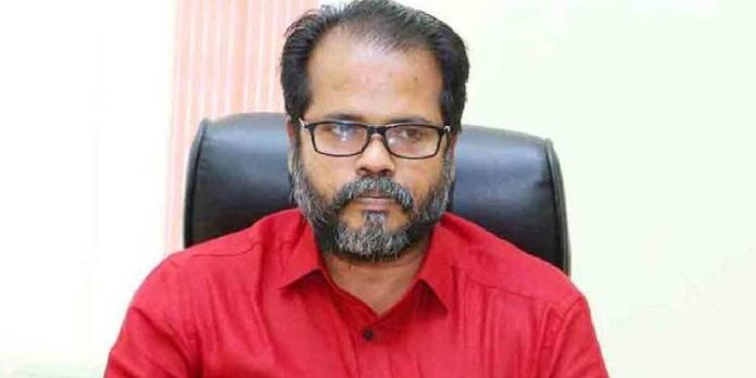 വിവാദ ഫേസ്ബുക്ക് പോസ്റ്റ് ; ബാലചന്ദ്രൻ എംഎൽഎയോട് വിശദീകരണം തേടി സിപിഐ വിവാദ ഫേസ്ബുക്ക് പോസ്റ്റ് ; ബാലചന്ദ്രൻ എംഎൽഎയോട് വിശദീകരണം തേടി സിപിഐ