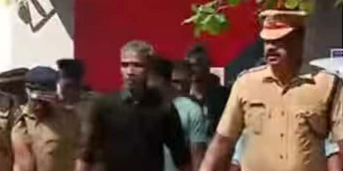 രൺജിത്ത് കൊലക്കേസ് ; പ്രതികളുടെ മാനസിക നില പരിശോധിക്കാൻ പോലീസ് രൺജിത്ത് കൊലക്കേസ് ; പ്രതികളുടെ മാനസിക നില പരിശോധിക്കാൻ പോലീസ്