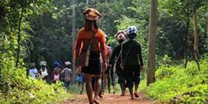 ശബരിമല തീർഥാടകൻ കുഴഞ്ഞുവീണ് മരിച്ചു ശബരിമല തീർഥാടകൻ കുഴഞ്ഞുവീണ് മരിച്ചു