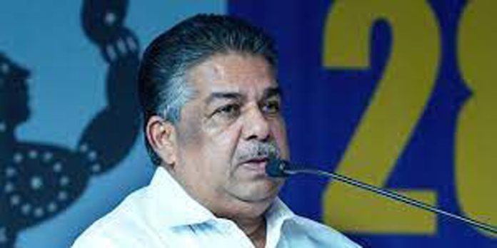 അയോദ്ധ്യ പരാമർശത്തിൽ ഗായിക കെഎസ് ചിത്രയ്ക്ക് നേരെ നടക്കുന്ന വിമർശനങ്ങളിൽ പ്രതികരണവുമായി മന്ത്രി സജി ചെറിയാൻ അയോദ്ധ്യ പരാമർശത്തിൽ ഗായിക കെഎസ് ചിത്രയ്ക്ക് നേരെ നടക്കുന്ന വിമർശനങ്ങളിൽ പ്രതികരണവുമായി മന്ത്രി സജി ചെറിയാൻ
