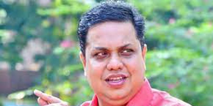 എംടിയുടെ വിമർശനം മുഖ്യമന്ത്രിക്കെതിരാണെന്ന് തനിക്ക് തോന്നിയിട്ടില്ല ; സ്പീക്കർ എ.എൻ ഷംസീർ എംടിയുടെ വിമർശനം മുഖ്യമന്ത്രിക്കെതിരാണെന്ന് തനിക്ക് തോന്നിയിട്ടില്ല ; സ്പീക്കർ എ.എൻ ഷംസീർ