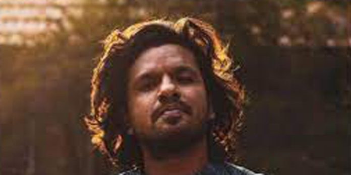 ഗായകൻ സൂരജ് സന്തോഷിനെ ഫോണിൽ വിളിച്ച് അസഭ്യം പറഞ്ഞയാൾ അറസ്റ്റിൽ ഗായകൻ സൂരജ് സന്തോഷിനെ ഫോണിൽ വിളിച്ച് അസഭ്യം പറഞ്ഞയാൾ അറസ്റ്റിൽ