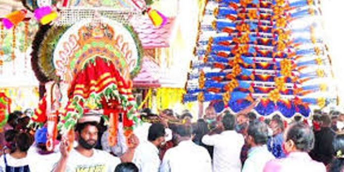 പൂവപ്പുഴ സുബ്രഹ്മണ്യസ്വാമിക്ഷേത്രത്തിലെ തൈപ്പൂയ ഉത്സവത്തോടനുബന്ധിച്ചുള്ള കാവടിവിളക്ക് ഘോഷയാത്ര ഇന്ന് പൂവപ്പുഴ സുബ്രഹ്മണ്യസ്വാമിക്ഷേത്രത്തിലെ തൈപ്പൂയ ഉത്സവത്തോടനുബന്ധിച്ചുള്ള കാവടിവിളക്ക് ഘോഷയാത്ര ഇന്ന്