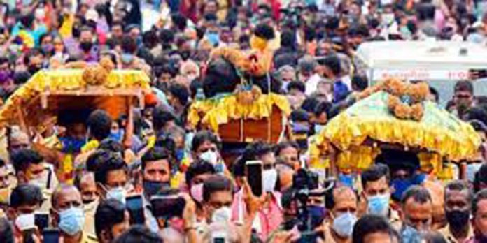 ഇടക്കുളം അയ്യപ്പക്ഷേത്രത്തിലെ തിരുവാഭരണ സ്വീകരണ ഉത്സവം 13-ന് ഇടക്കുളം അയ്യപ്പക്ഷേത്രത്തിലെ തിരുവാഭരണ സ്വീകരണ ഉത്സവം 13-ന്