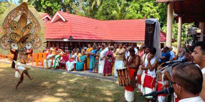 മതിൽഭാഗം ഗോവിന്ദൻകുളങ്ങര ദേവീക്ഷേത്രത്തിലെ വലിയപടയണി സമാപിച്ചു മതിൽഭാഗം ഗോവിന്ദൻകുളങ്ങര ദേവീക്ഷേത്രത്തിലെ വലിയപടയണി സമാപിച്ചു