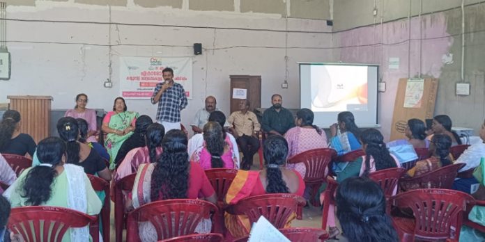 തോട്ടപ്പുഴശ്ശേരി ഗ്രാമപഞ്ചായത്തില് ഏകാരോഗ്യപരിശീലന പരിപാടി സംഘടിപ്പിച്ചു തോട്ടപ്പുഴശ്ശേരി ഗ്രാമപഞ്ചായത്തില് ഏകാരോഗ്യപരിശീലന പരിപാടി സംഘടിപ്പിച്ചു