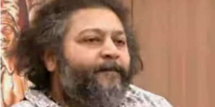 മോഹൻലാല് നായകനായ മലൈക്കോട്ടൈ വാലിബനെതിരെ ഹേറ്റ് ക്യാംപയിൻ നടത്തുകയാണെന്ന് ലിജോ ജോസ് പെല്ലിശ്ശേരി മോഹൻലാല് നായകനായ മലൈക്കോട്ടൈ വാലിബനെതിരെ ഹേറ്റ് ക്യാംപയിൻ നടത്തുകയാണെന്ന് ലിജോ ജോസ് പെല്ലിശ്ശേരി
