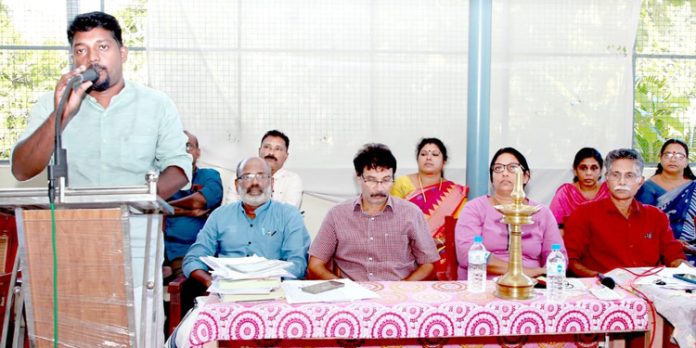 വി കോട്ടയം ജനതാ സർവീസ് സഹകരണ ബാങ്ക് വാർഷിക പൊതുയോഗം നടന്നു വി കോട്ടയം ജനതാ സർവീസ് സഹകരണ ബാങ്ക് വാർഷിക പൊതുയോഗം നടന്നു