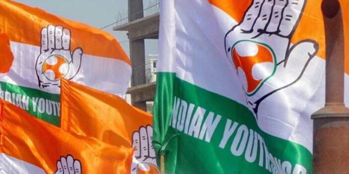 കണ്ണൂരിൽ യൂത്ത് കോൺഗ്രസ് മാർച്ചിൽ സംഘർഷം കണ്ണൂരിൽ യൂത്ത് കോൺഗ്രസ് മാർച്ചിൽ സംഘർഷം