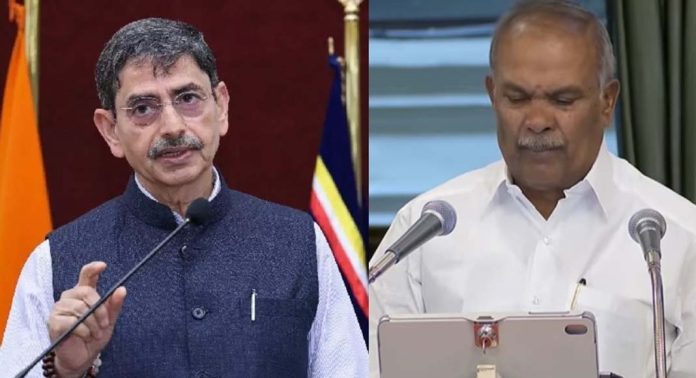 തമിഴ്നാട്ടിൽ നയപ്രഖ്യാപനം വായിക്കാതെ ഗവർണർ ; നിയമസഭയിൽ നാടകീയ രംഗങ്ങൾ തമിഴ്നാട്ടിൽ നയപ്രഖ്യാപനം വായിക്കാതെ ഗവർണർ ; നിയമസഭയിൽ നാടകീയ രംഗങ്ങൾ