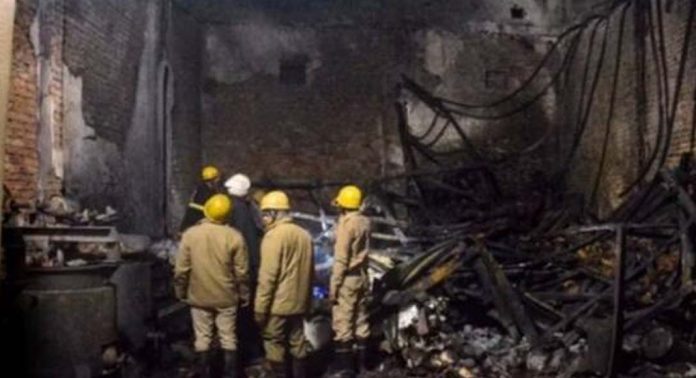 പെയിന്റ് ഫാക്ടറിയിൽ തീപിടുത്തം ; മരണസംഖ്യ 11 ആയി പെയിന്റ് ഫാക്ടറിയിൽ തീപിടുത്തം ; മരണസംഖ്യ 11 ആയി
