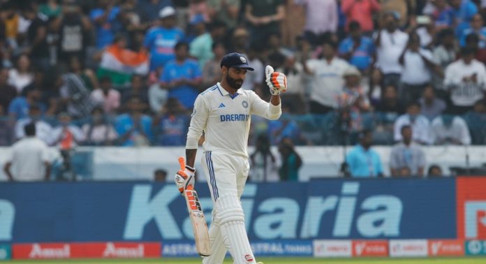 രാജ്കോട്ട് ടെസ്റ്റ് : ഇന്ത്യയ്ക്ക് ബാറ്റിങ്ങ് രാജ്കോട്ട് ടെസ്റ്റ് : ഇന്ത്യയ്ക്ക് ബാറ്റിങ്ങ്