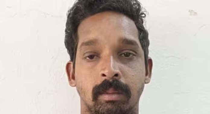 ഹോം നഴ്സിന്റെ മരണം ; മരിച്ചത് മകന് എറിഞ്ഞ കല്ല് തലയില് കൊണ്ടാണെന്ന് പോലീസ് ഹോം നഴ്സിന്റെ മരണം ; മരിച്ചത് മകന് എറിഞ്ഞ കല്ല് തലയില് കൊണ്ടാണെന്ന് പോലീസ്