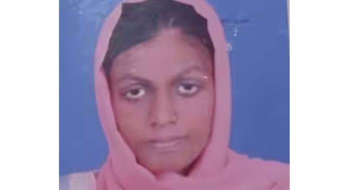 റെയിൽവേ ഇൻസ്പെഷൻ കോച്ച് തട്ടി വിദ്യാർത്ഥിനിക്ക് ദാരുണാന്ത്യം റെയിൽവേ ഇൻസ്പെഷൻ കോച്ച് തട്ടി വിദ്യാർത്ഥിനിക്ക് ദാരുണാന്ത്യം