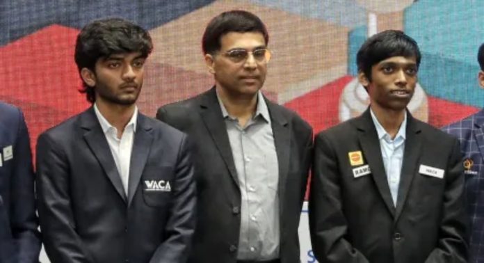 വിശ്വനാഥന് ആനന്ദിനെ ഞെട്ടിച്ച് കുഞ്ഞുമിടുക്കര് വിശ്വനാഥന് ആനന്ദിനെ ഞെട്ടിച്ച് കുഞ്ഞുമിടുക്കര്