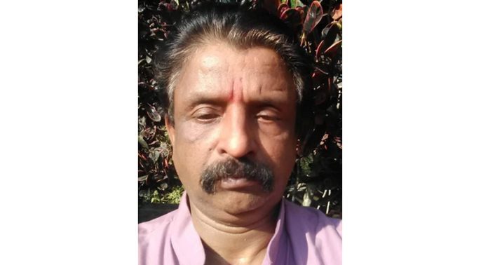 കുമ്പഴ മല്ലശ്ശേരി മുക്കിൽ കാറിടിച്ച് ചികിത്സയിൽ കഴിഞ്ഞിരുന്നയാൾ മരിച്ചു കുമ്പഴ മല്ലശ്ശേരി മുക്കിൽ കാറിടിച്ച് ചികിത്സയിൽ കഴിഞ്ഞിരുന്നയാൾ മരിച്ചു