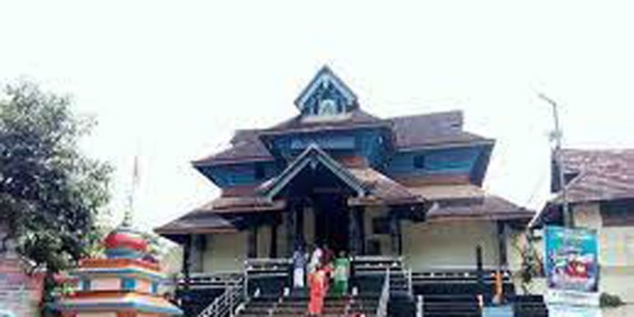 ആറന്മുള പാർത്ഥ സാരഥി ക്ഷേത്രത്തിലെ അഞ്ചാം പുറപ്പാടും ഗരുഡവാഹനത്തിൽ എഴുന്നള്ളത്തും 4ന് ആറന്മുള പാർത്ഥ സാരഥി ക്ഷേത്രത്തിലെ അഞ്ചാം പുറപ്പാടും ഗരുഡവാഹനത്തിൽ എഴുന്നള്ളത്തും 4ന്