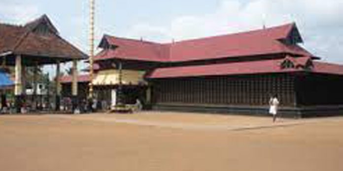 ആറന്മുള പാർത്ഥസാരഥി ക്ഷേത്രത്തിൽ ഇന്ന് ഗരുഡവാഹനത്തിൽ എഴുന്നള്ളത്ത് ആറന്മുള പാർത്ഥസാരഥി ക്ഷേത്രത്തിൽ ഇന്ന് ഗരുഡവാഹനത്തിൽ എഴുന്നള്ളത്ത്