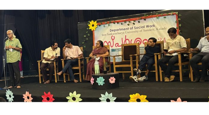 ഭിന്നശേഷി വിദ്യാർത്ഥികളെ സമൂഹത്തിന്റെ മുഖ്യധാരയിലെത്തിക്കണം ; ഡോ. പി. ഉണ്ണികൃഷ്ണൻ ഭിന്നശേഷി വിദ്യാർത്ഥികളെ സമൂഹത്തിന്റെ മുഖ്യധാരയിലെത്തിക്കണം ; ഡോ. പി. ഉണ്ണികൃഷ്ണൻ