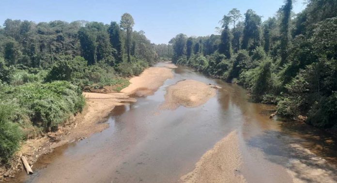 കോന്നിയിൽ കുടിവെള്ള ക്ഷാമം രൂക്ഷമാകുന്നു കോന്നിയിൽ കുടിവെള്ള ക്ഷാമം രൂക്ഷമാകുന്നു