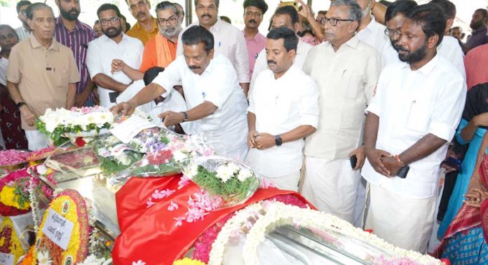 ശശികുമാര വര്മ്മ പുരോഗമന ആശയത്തിന്റെ വക്താവ് : മന്ത്രി കെ രാധാകൃഷ്ണന് ശശികുമാര വര്മ്മ പുരോഗമന ആശയത്തിന്റെ വക്താവ് : മന്ത്രി കെ രാധാകൃഷ്ണന്