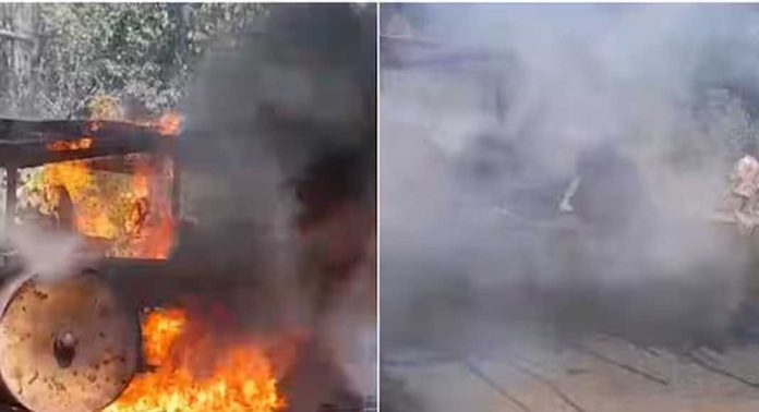 ഒറ്റപ്പാലം മനിശ്ശേരിയിൽ ഓടി കൊണ്ടിരുന്ന റോഡ് റോളർ കത്തി നശിച്ചു ഒറ്റപ്പാലം മനിശ്ശേരിയിൽ ഓടി കൊണ്ടിരുന്ന റോഡ് റോളർ കത്തി നശിച്ചു