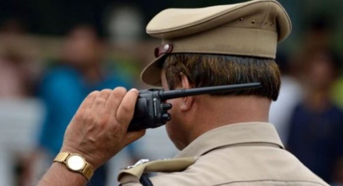 അമിത് ഷാ യുടെ പേരിൽ തട്ടിപ്പിന് ശ്രമം ; പ്രതി അറസ്റ്റിൽ അമിത് ഷാ യുടെ പേരിൽ തട്ടിപ്പിന് ശ്രമം ; പ്രതി അറസ്റ്റിൽ