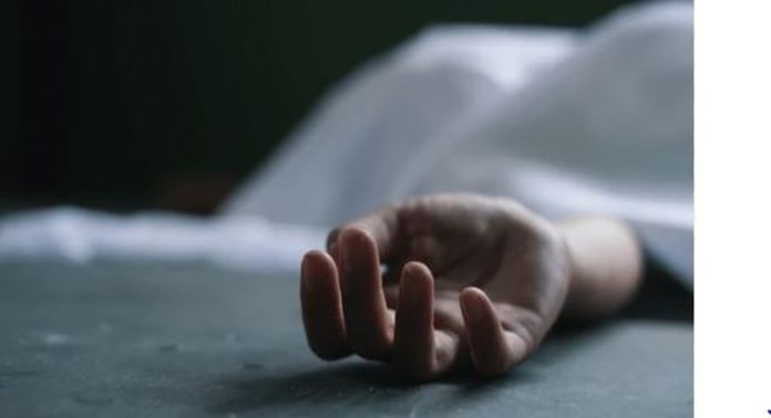 തെലുങ്കാനയിൽ ഭക്ഷ്യവിഷബാധയേറ്റ് രണ്ടുതൊഴിലാളികൾ മരിച്ചു തെലുങ്കാനയിൽ ഭക്ഷ്യവിഷബാധയേറ്റ് രണ്ടുതൊഴിലാളികൾ മരിച്ചു