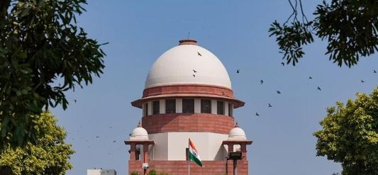 കടമെടുപ്പ് ; കേരളത്തിന്റെ ഹർജി സുപ്രീംകോടതി ഇന്ന് പരിഗണിക്കും കടമെടുപ്പ് ; കേരളത്തിന്റെ ഹർജി സുപ്രീംകോടതി ഇന്ന് പരിഗണിക്കും