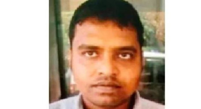 വ്യാജ പാസ്പോര്ട്ടുമായി ബംഗ്ലാദേശ് സ്വദേശി പിടിയില് വ്യാജ പാസ്പോര്ട്ടുമായി ബംഗ്ലാദേശ് സ്വദേശി പിടിയില്