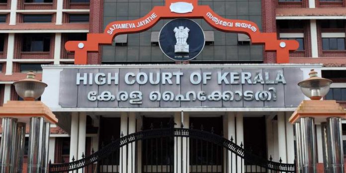 ആദായ നികുതി വകുപ്പ് നോട്ടിസിനെതിരായ ബിനോയ് കോടിയേരിയുടെ ഹർജി ; ഇന്ന് ഹൈക്കോടതി പരിഗണിക്കും ആദായ നികുതി വകുപ്പ് നോട്ടിസിനെതിരായ ബിനോയ് കോടിയേരിയുടെ ഹർജി ; ഇന്ന് ഹൈക്കോടതി പരിഗണിക്കും