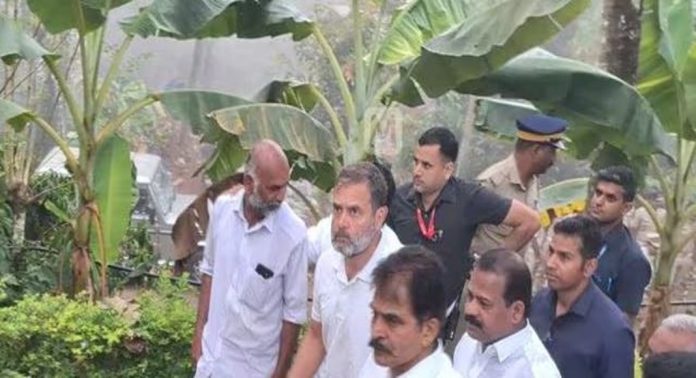 ഒടുവിൽ എത്തി ; രാഹുല് ഗാന്ധി വയനാട്ടില്, കാട്ടാന ആക്രമണത്തില് കൊല്ലപ്പെട്ടവരുടെ വീടുകള് സന്ദര്ശിക്കുന്നു ഒടുവിൽ എത്തി ; രാഹുല് ഗാന്ധി വയനാട്ടില്, കാട്ടാന ആക്രമണത്തില് കൊല്ലപ്പെട്ടവരുടെ വീടുകള് സന്ദര്ശിക്കുന്നു