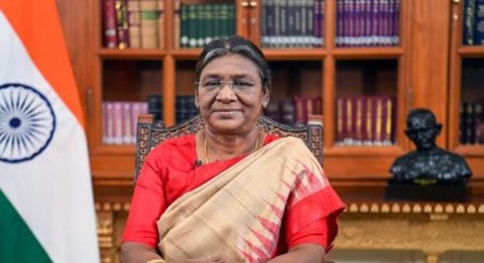 അയൽ രാജ്യവുമായി വികസന യാത്ര പങ്കിടുന്നത് തുടരും ; ഇന്ത്യ-ബംഗ്ലാദേശ് ബന്ധത്തെക്കുറിച്ച് രാഷ്ട്രപതി ദ്രൗപതി മുർമു അയൽ രാജ്യവുമായി വികസന യാത്ര പങ്കിടുന്നത് തുടരും ; ഇന്ത്യ-ബംഗ്ലാദേശ് ബന്ധത്തെക്കുറിച്ച് രാഷ്ട്രപതി ദ്രൗപതി മുർമു