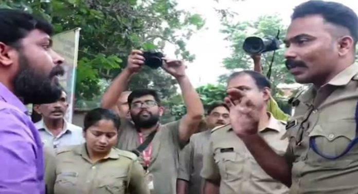 എസ്.ഐ മോശമായി പെരുമാറിയെന്ന എം.എല്.എയുടെ പരാതി ; ഒരു മാസമായിട്ടും നടപടിയെടുക്കാതെ ആഭ്യന്തര വകുപ്പ് എസ്.ഐ മോശമായി പെരുമാറിയെന്ന എം.എല്.എയുടെ പരാതി ; ഒരു മാസമായിട്ടും നടപടിയെടുക്കാതെ ആഭ്യന്തര വകുപ്പ്