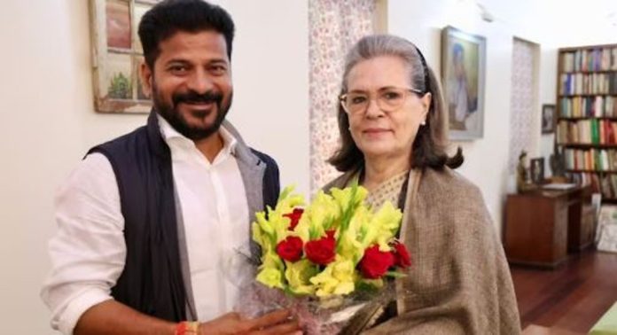 കോൺഗ്രസ് നേതാവ് സോണിയ ഗാന്ധി തെലങ്കാനയിൽ മത്സരിച്ചേക്കും കോൺഗ്രസ് നേതാവ് സോണിയ ഗാന്ധി തെലങ്കാനയിൽ മത്സരിച്ചേക്കും