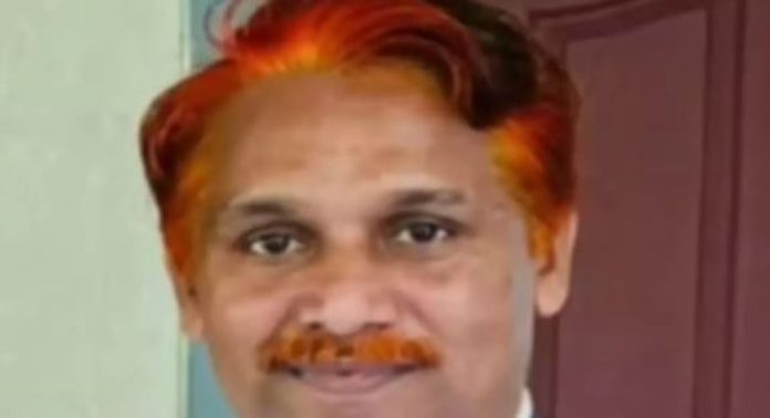പെൺകുട്ടിയെ ചാലിയാറിൽ മരിച്ചനിലയിൽ കണ്ടെത്തിയ സംഭവം ; കരാട്ടെ പരിശീലകനെ പോലീസ് അറസ്റ്റ് ചെയ്തു പെൺകുട്ടിയെ ചാലിയാറിൽ മരിച്ചനിലയിൽ കണ്ടെത്തിയ സംഭവം ; കരാട്ടെ പരിശീലകനെ പോലീസ് അറസ്റ്റ് ചെയ്തു