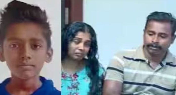 ആലപ്പുഴയില് 7 -ാം ക്ലാസുകാരൻ ആത്മഹത്യ ചെയ്ത സംഭവം ; മൂന്ന് അധ്യാപകർക്ക് സസ്പെൻഷൻ ആലപ്പുഴയില് 7 -ാം ക്ലാസുകാരൻ ആത്മഹത്യ ചെയ്ത സംഭവം ; മൂന്ന് അധ്യാപകർക്ക് സസ്പെൻഷൻ