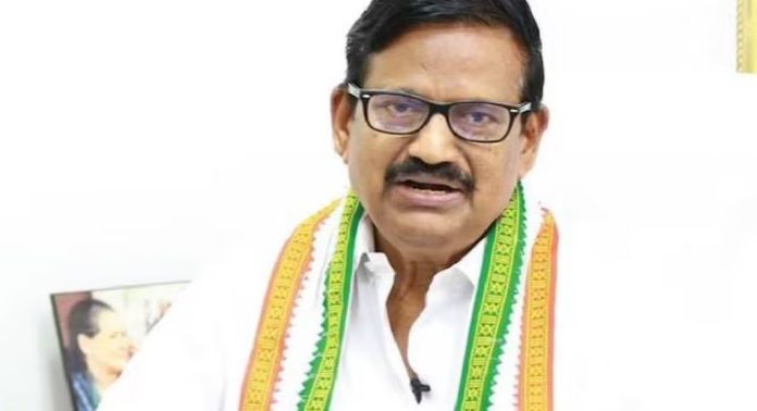 ലോക്സഭ തിരഞ്ഞെടുപ്പിൽ കോൺഗ്രസിനെ നയിക്കാൻ പുതിയ ക്യാപ്റ്റൻ ; കോൺഗ്രസിന്റെ കെ.സെൽവപെരുന്തകെയെ സംസ്ഥാന കോൺഗ്രസ് അധ്യക്ഷനായി നിയമിച്ചു ലോക്സഭ തിരഞ്ഞെടുപ്പിൽ കോൺഗ്രസിനെ നയിക്കാൻ പുതിയ ക്യാപ്റ്റൻ ; കോൺഗ്രസിന്റെ കെ.സെൽവപെരുന്തകെയെ സംസ്ഥാന കോൺഗ്രസ് അധ്യക്ഷനായി നിയമിച്ചു