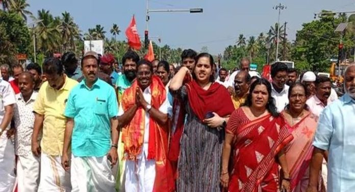 തദ്ദേശ ഉപതിരഞ്ഞെടുപ്പില് എല്ഡിഎഫിന് വൻ നേട്ടം ; നെടുമ്പാശ്ശേരി പഞ്ചായത്ത് ഭരണം യുഡിഎഫിന് നഷ്ടമായി തദ്ദേശ ഉപതിരഞ്ഞെടുപ്പില് എല്ഡിഎഫിന് വൻ നേട്ടം ; നെടുമ്പാശ്ശേരി പഞ്ചായത്ത് ഭരണം യുഡിഎഫിന് നഷ്ടമായി