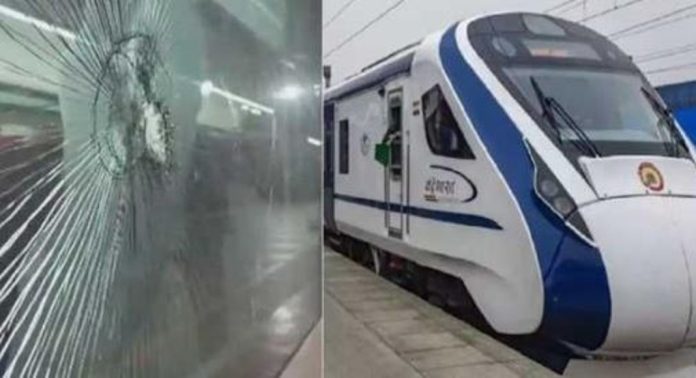 വന്ദേഭാരത് എക്സ്പ്രസിനു നേരെ കല്ലേറ് ; ആറു കുട്ടികൾ കസ്റ്റഡിയിൽ വന്ദേഭാരത് എക്സ്പ്രസിനു നേരെ കല്ലേറ് ; ആറു കുട്ടികൾ കസ്റ്റഡിയിൽ