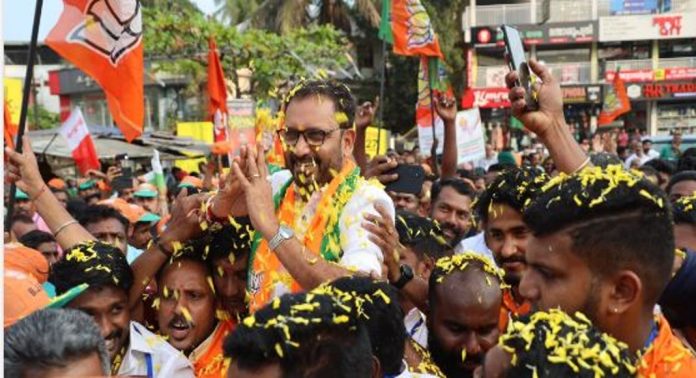 ബിജെപി നേതാവ് കെ സുരേന്ദ്രൻ നയിക്കുന്ന പദയാത്ര 27ന് സമാപിക്കും ബിജെപി നേതാവ് കെ സുരേന്ദ്രൻ നയിക്കുന്ന പദയാത്ര 27ന് സമാപിക്കും