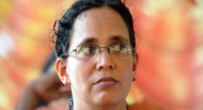 മത്സരിക്കാതിരിക്കുന്നതാണ് നല്ലത്….; വടകരയിൽ ശൈലജ ടീച്ചർ മത്സരിക്കുന്നതിൽ പ്രതികരണവുമായി കെകെ രമ മത്സരിക്കാതിരിക്കുന്നതാണ് നല്ലത്….; വടകരയിൽ ശൈലജ ടീച്ചർ മത്സരിക്കുന്നതിൽ പ്രതികരണവുമായി കെകെ രമ