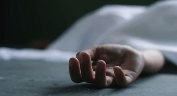 തൃശ്ശൂരിൽ കാറും ബൈക്കും കൂട്ടിയിടിച്ച് അപകടം ; യുവാവ് മരിച്ചു തൃശ്ശൂരിൽ കാറും ബൈക്കും കൂട്ടിയിടിച്ച് അപകടം ; യുവാവ് മരിച്ചു